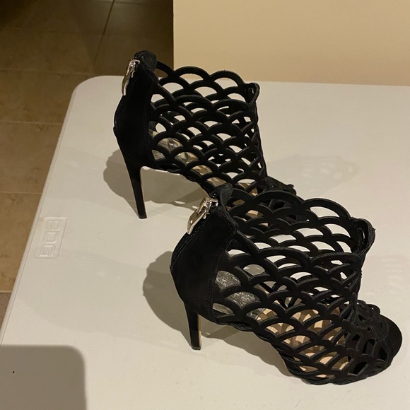 Vince Camuto Fontanela Heels - Picture 3 of 5
